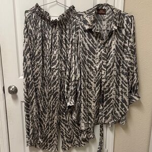 Gray Monochrome Animal Print Ensemble silk suit #753